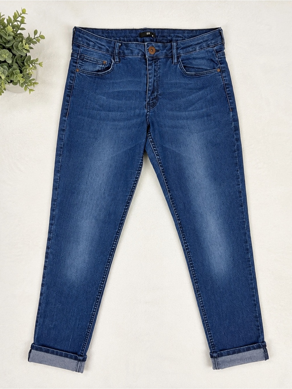 H&M Women’s Skinny Jeans Size 10 Medium Wash Stretch Denim Mid Rise Blue Cuffed